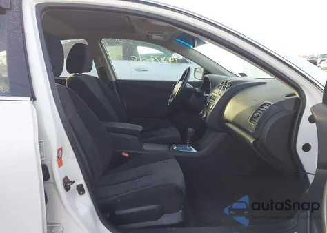 2009 Nissan Altima 2.5 S z USA, uszkodzony, nr VIN 1N4AL21E39N459062